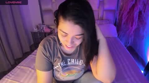 Snapshot of carolinafox_ chatting on October 2025 04:35:02 AM caroline online show from October 2025 04:35:02 AM