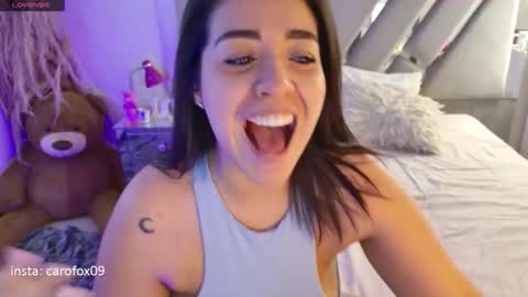 Snapshot of carolinafox_ chatting on May 2026 03:02:01 AM caroline online show from May 2026 03:02:01 AM