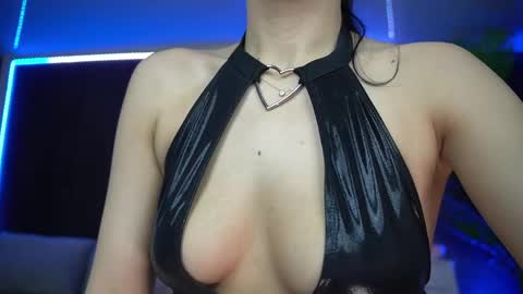 Mellany online show from May 2026 05:03:02 AM