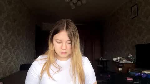 carolindueno online show from February 2026 11:32:02 AM