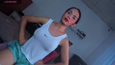 caroline_east online show from July 2026 01:41:02 AM
