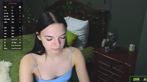 Snapshot of caroline_hey chatting on October 2025 03:54:01 PM Mary and Carol online show from October 2025 03:54:01 PM