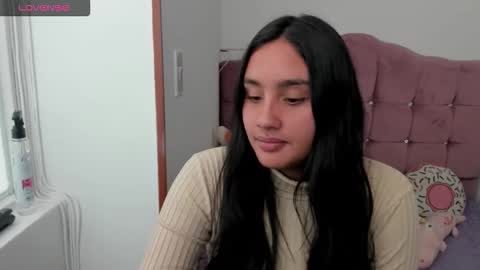 Snapshot of caroline_rodriguez_9 chatting on October 2025 07:07:02 PM caroline_rodriguez_9 online show from October 2025 07:07:02 PM