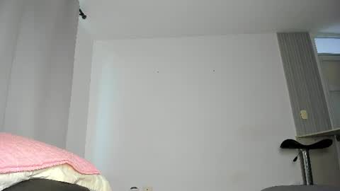 Caroline Tovar   Lovense is active my orgasms in your hands Give me more pleasure and make me cum online show from June 2026 09:28:02 PM