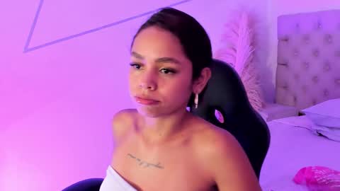 Snapshot of carolinefyre chatting on March 2026 02:37:01 AM Caroline online show from March 2026 02:37:01 AM