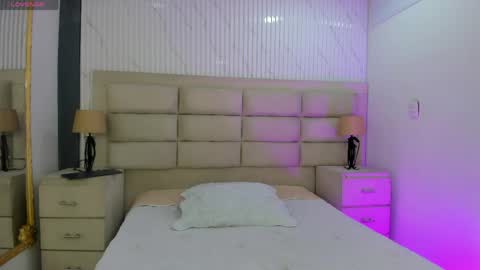 Snapshot of carolinefyre chatting on April 2026 12:36:02 PM Caroline online show from April 2026 12:36:02 PM