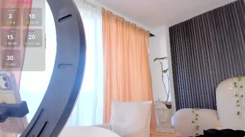 Caroline online show from July 2026 02:13:01 PM