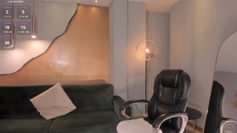 Caro online show from January 2025 02:08:02 PM