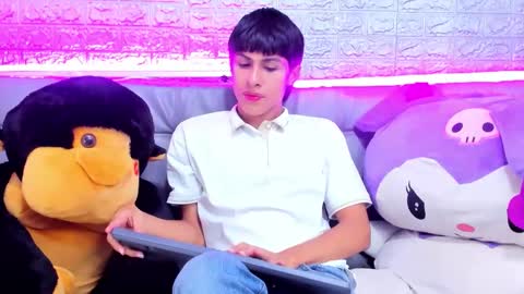 Snapshot of carolinejesh chatting on January 2026 05:27:01 PM carolinejesh online show from January 2026 05:27:01 PM