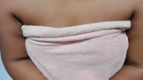 Caro online show from February 2026 01:33:01 AM