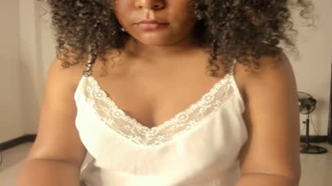 Caro online show from March 2026 01:51:01 PM