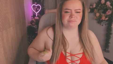 Snapshot of caroll_li chatting on March 2025 09:17:01 PM caroll_li online show from March 2025 09:17:01 PM