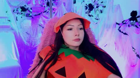 carolpatterson_ online show from October 2025 08:16:02 AM