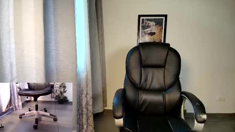 Snapshot of carolu_ chatting on September 2025 01:37:02 PM Caro online show from September 2025 01:37:02 PM