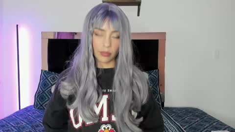 Caro  online show from May 2026 10:59:01 PM