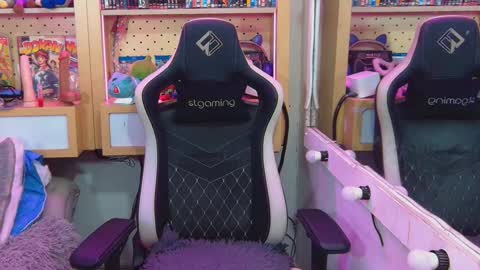 Carrie online show from November 2025 12:39:02 PM