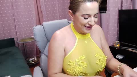 Carrie online show from December 2024 04:54:02 AM