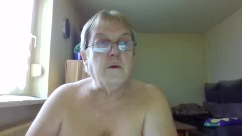 carsten21101 online show from February 2025 09:20:02 AM