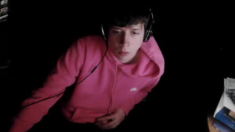 Snapshot of cartermcberran chatting on April 2026 07:06:01 AM cartermcberran online show from April 2026 07:06:01 AM