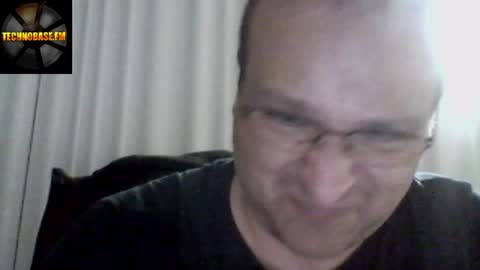 Snapshot of cascadacek chatting on April 2026 09:39:33 PM CASCADACEK online show from April 2026 09:39:33 PM