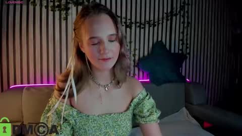 Casey sweeet online show from December 2025 04:03:02 PM