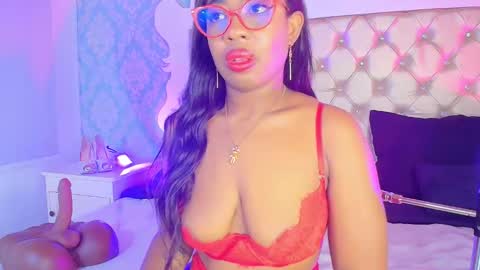 Snapshot of caseymoon chatting on May 2026 12:35:01 PM Casey online show from May 2026 12:35:01 PM