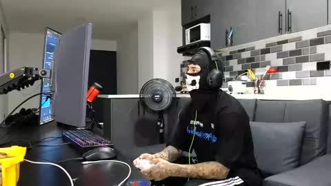 cash_master777 online show from May 2026 01:13:01 AM