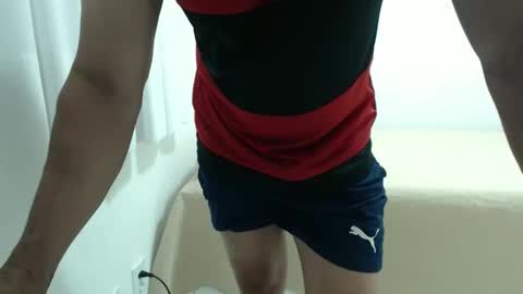 cashmastermuscle77 online show from September 2025 11:39:02 PM