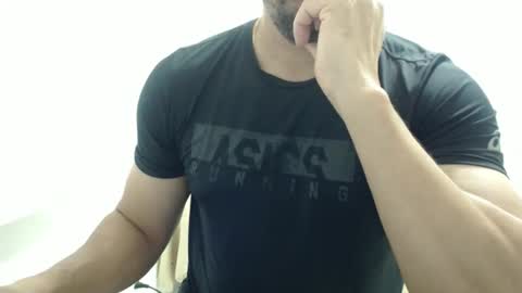 cashmastermuscle77 online show from October 2025 01:55:02 AM