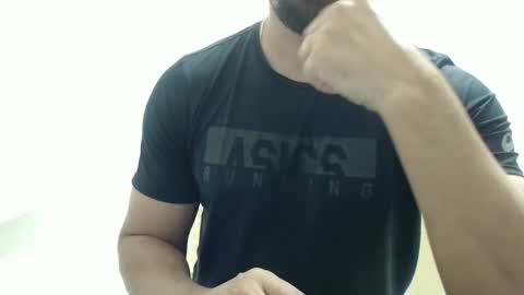 cashmastermuscle77 online show from November 2025 01:05:01 AM