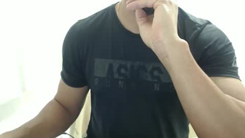 Snapshot of cashmastermuscle77 chatting on April 2026 11:27:01 AM cashmastermuscle77 online show from April 2026 11:27:01 AM