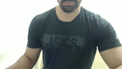 Snapshot of cashmastermuscle77 chatting on April 2026 12:05:02 AM cashmastermuscle77 online show from April 2026 12:05:02 AM