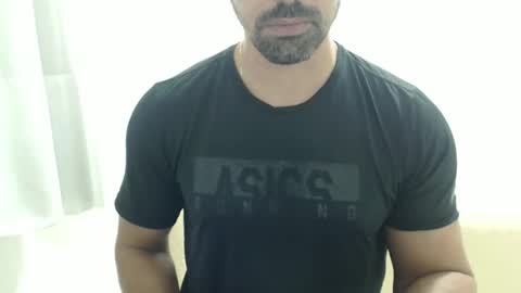 Snapshot of cashmastermuscle77 chatting on April 2026 07:53:01 PM cashmastermuscle77 online show from April 2026 07:53:01 PM
