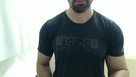 Snapshot of cashmastermuscle77 chatting on May 2026 10:17:02 PM cashmastermuscle77 online show from May 2026 10:17:02 PM