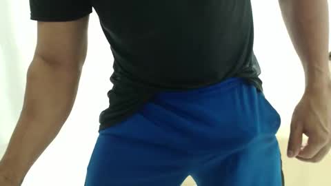 Snapshot of cashmastermuscle77 chatting on May 2026 10:31:02 AM cashmastermuscle77 online show from May 2026 10:31:02 AM