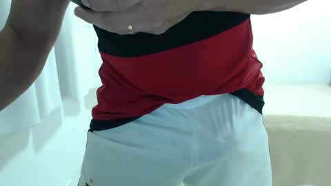 Snapshot of cashmastermuscle77 chatting on May 2026 10:42:02 AM cashmastermuscle77 online show from May 2026 10:42:02 AM