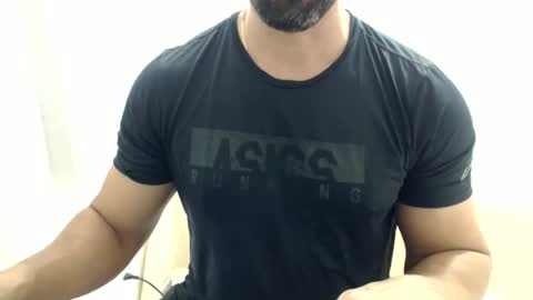 Snapshot of cashmastermuscle77 chatting on May 2026 05:53:01 PM cashmastermuscle77 online show from May 2026 05:53:01 PM