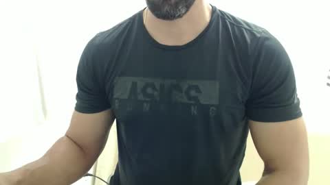 Snapshot of cashmastermuscle77 chatting on May 2026 10:11:02 AM cashmastermuscle77 online show from May 2026 10:11:02 AM