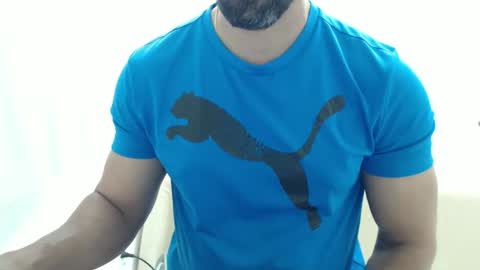 Snapshot of cashmastermuscle77 chatting on May 2026 12:01:02 PM cashmastermuscle77 online show from May 2026 12:01:02 PM