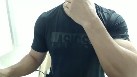 cashmastermuscle77 online show from June 2026 12:56:02 AM