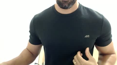 cashmastermuscle77 online show from June 2026 12:42:02 PM