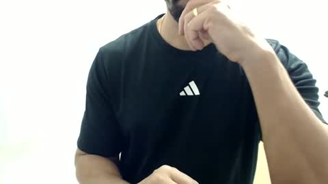 cashmastermuscle77 online show from June 2026 12:22:01 AM