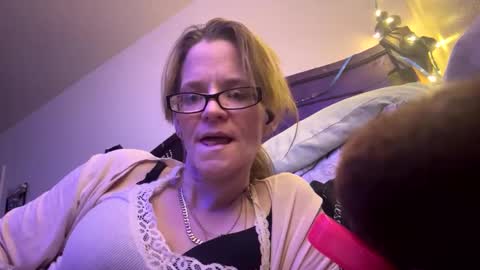 Snapshot of casidy1 chatting on March 2025 02:43:02 PM casidy1 online show from March 2025 02:43:02 PM