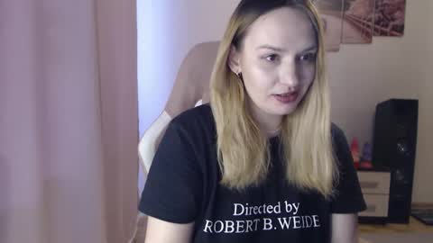 Snapshot of cassandratate chatting on February 2026 01:18:02 PM Casey Chris online show from February 2026 01:18:02 PM