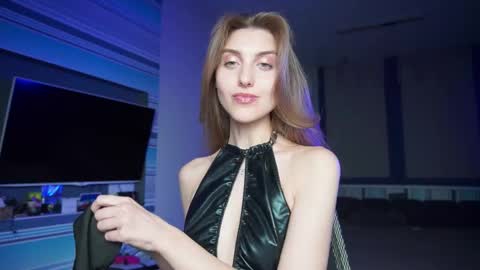 Snapshot of cassiablade1 chatting on September 2025 04:30:01 PM Seductress Cassia FINDOM AND SADISM NO NUDE online show from September 2025 04:30:01 PM
