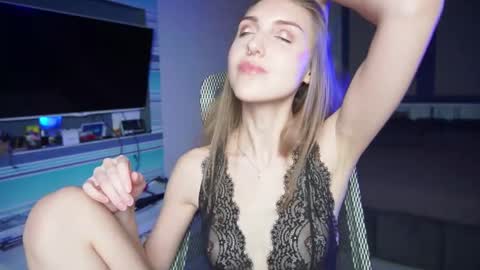 Snapshot of cassiablade1 chatting on October 2025 03:54:01 PM Seductress Cassia FINDOM AND SADISM NO NUDE online show from October 2025 03:54:01 PM