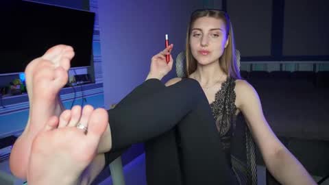 Snapshot of cassiablade1 chatting on November 2025 04:22:01 PM Seductress Cassia FINDOM AND SADISM NO NUDE online show from November 2025 04:22:01 PM