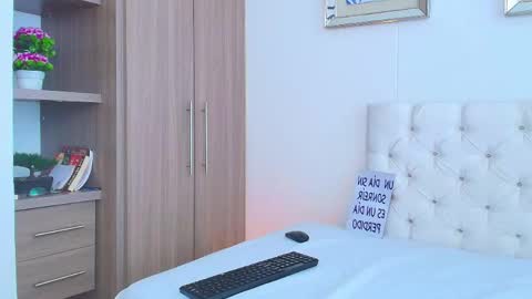 CASSIAN GOLD online show from May 2026 05:40:02 PM