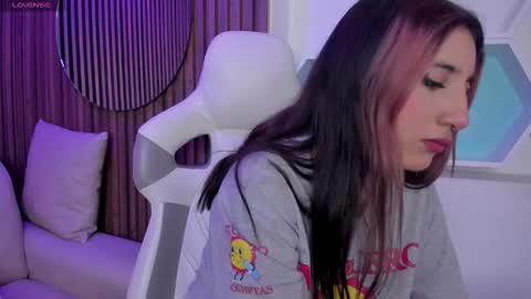 Snapshot of cassidy_evans chatting on September 2025 11:37:02 AM cassidy_evans online show from September 2025 11:37:02 AM