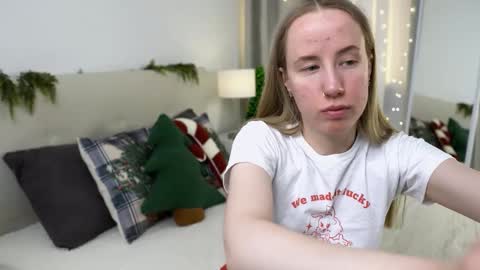 Snapshot of cassie_kelman chatting on January 2026 09:08:01 PM Cassie online show from January 2026 09:08:01 PM